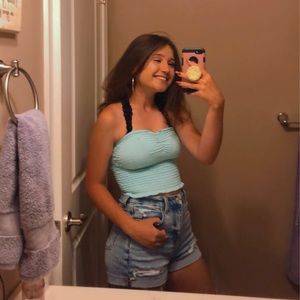 Meet your Posher, Jenny